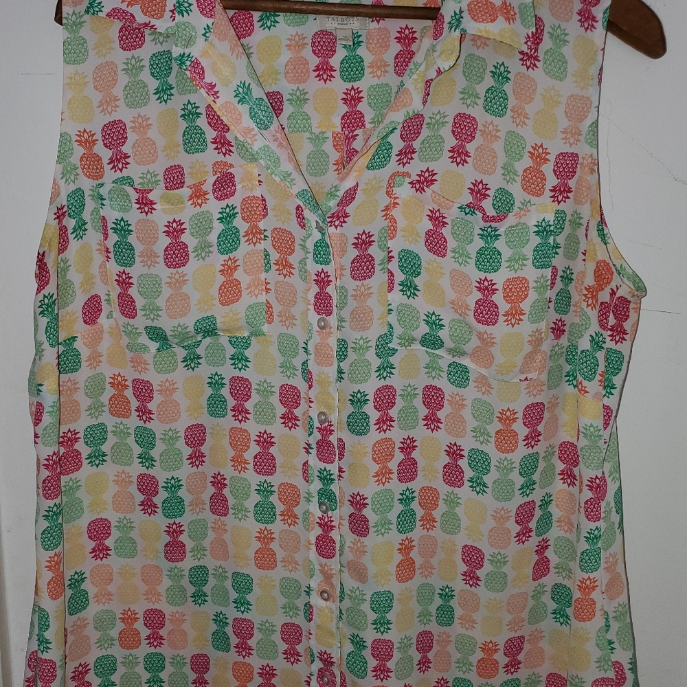 Talbots pineapple sleeveless top